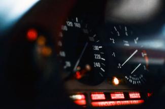 Pixel fix for the instrument cluster LCD display (BMW e38 7-series)