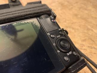 Repareren van een bekrast camera scherm