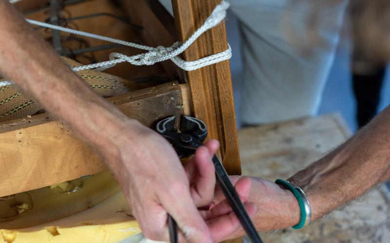 Verwijderen of losmaken van de bekleding