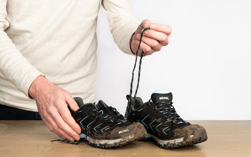 Removing dirt and mud
